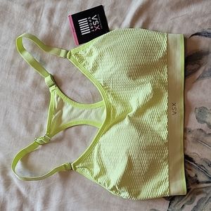 Victoria Secret Seamless sports bra